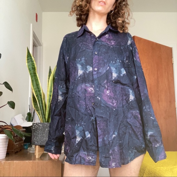 Silk Gallaxy Button-Down 👾🛰💫🪐😎🛸 - Picture 3 of 4